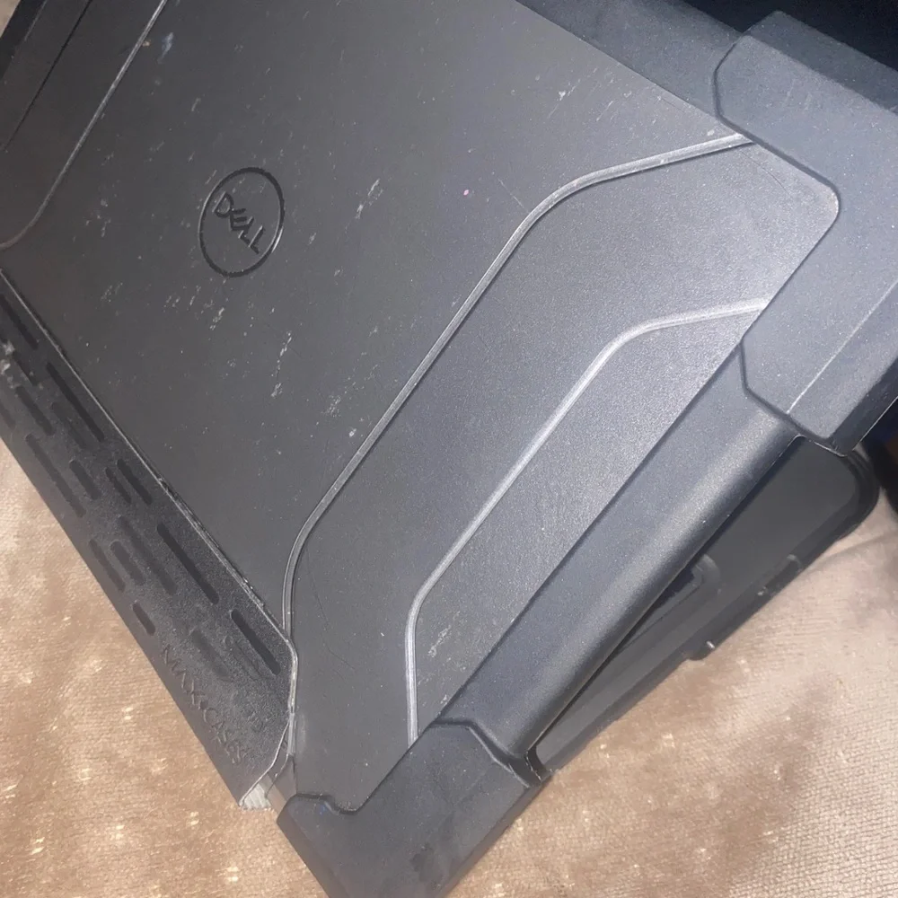 Dell Chromebook laptop only wants 80$ for it the lowest is 70$